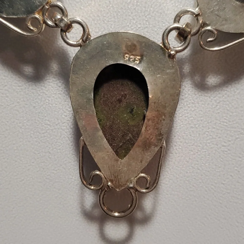 Vintage Necklace - Picture 5 of 9